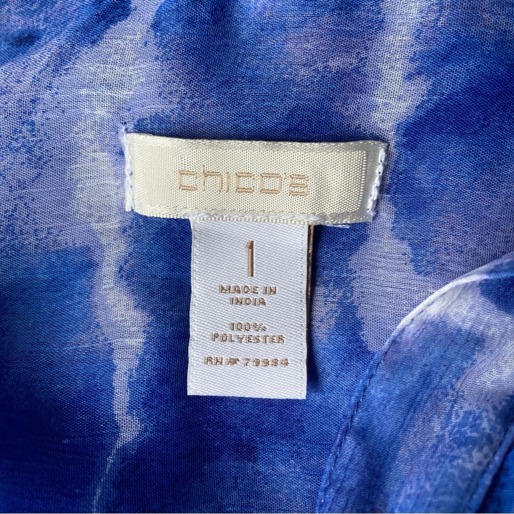 Chicos Blue White Tie Dye Button Down Shirt 3/4 Sleeve Size 1 Medium RN 79984 - Picture 3 of 6
